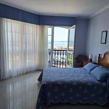 Piso Peralto Apartman O Grove